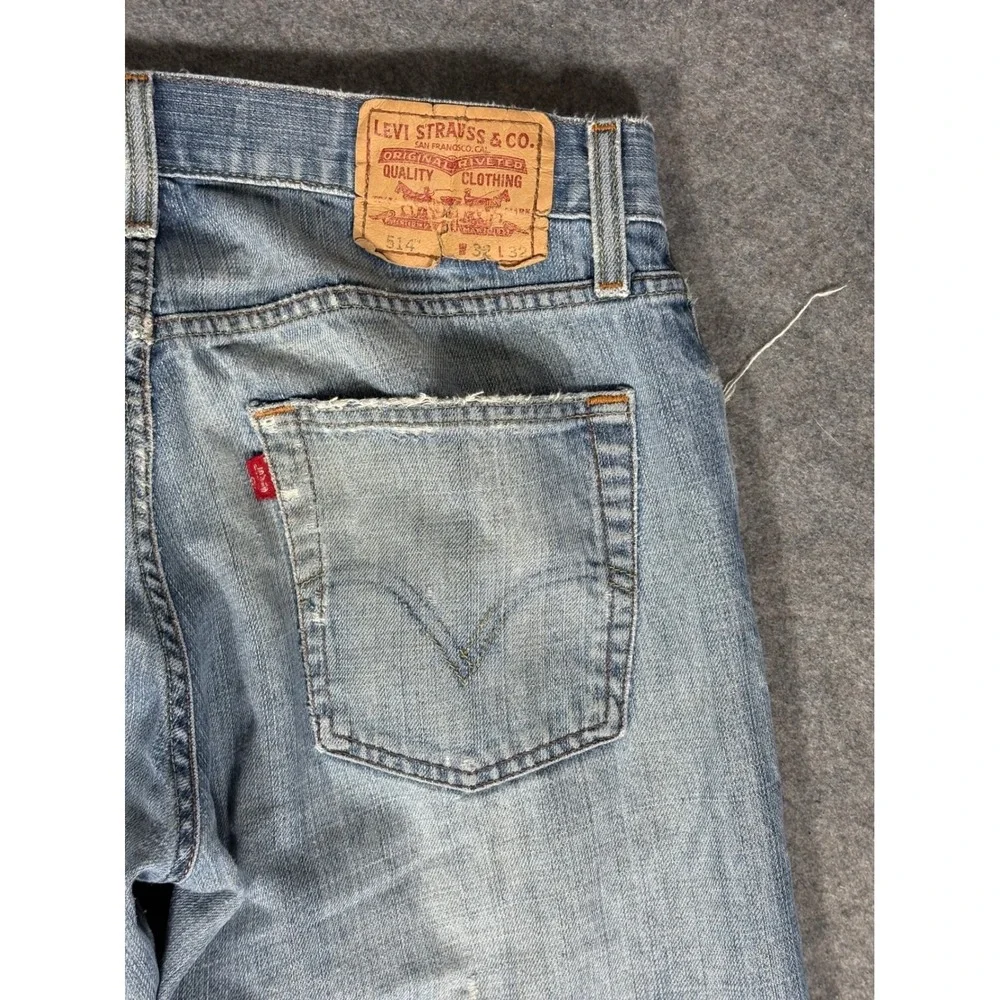 Levis 514 Slim Straight Mens Jeans 32x32 Light Wash Distressed Blue Denim Cotton